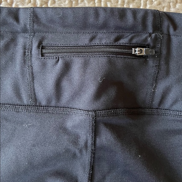 Athleta Capri Paisley Spandex Shorts - SP - Picture 5 of 8